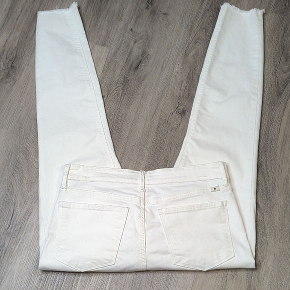 Lucky Brand White Skinny Jeans - Picture 3 of 7
